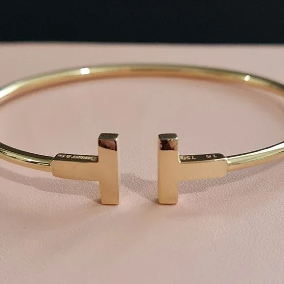 T bangle side slide bangle gold 18k - Picture 4 of 8